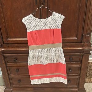 Pink white tan dress size 10. Classy perfect for any occasion